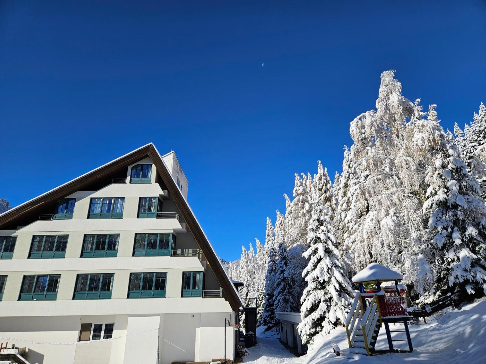 Kinder- Und Familienhotel Nockalm Іннеркремс Екстер'єр фото