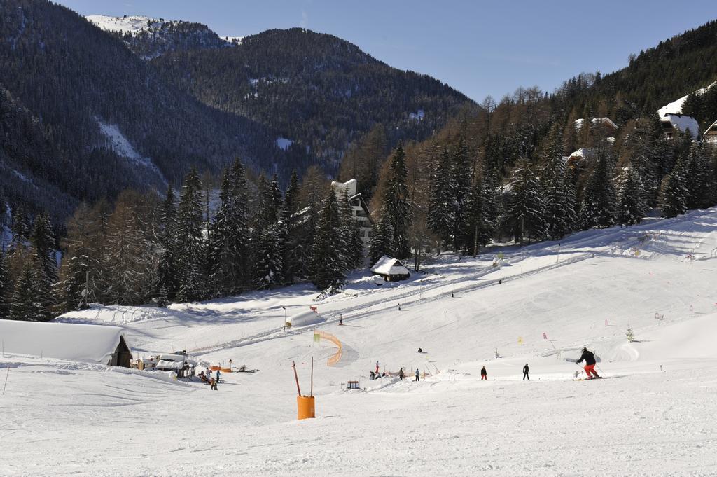 Kinder- Und Familienhotel Nockalm Іннеркремс Номер фото