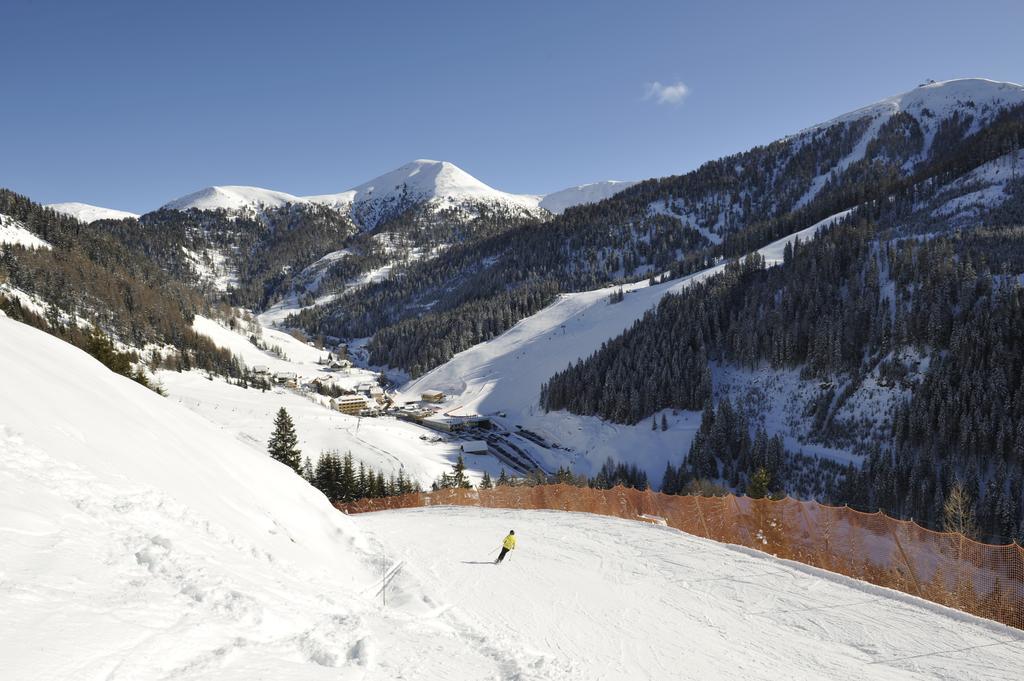 Kinder- Und Familienhotel Nockalm Іннеркремс Екстер'єр фото
