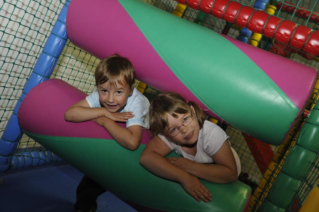 Kinder- Und Familienhotel Nockalm Іннеркремс Екстер'єр фото
